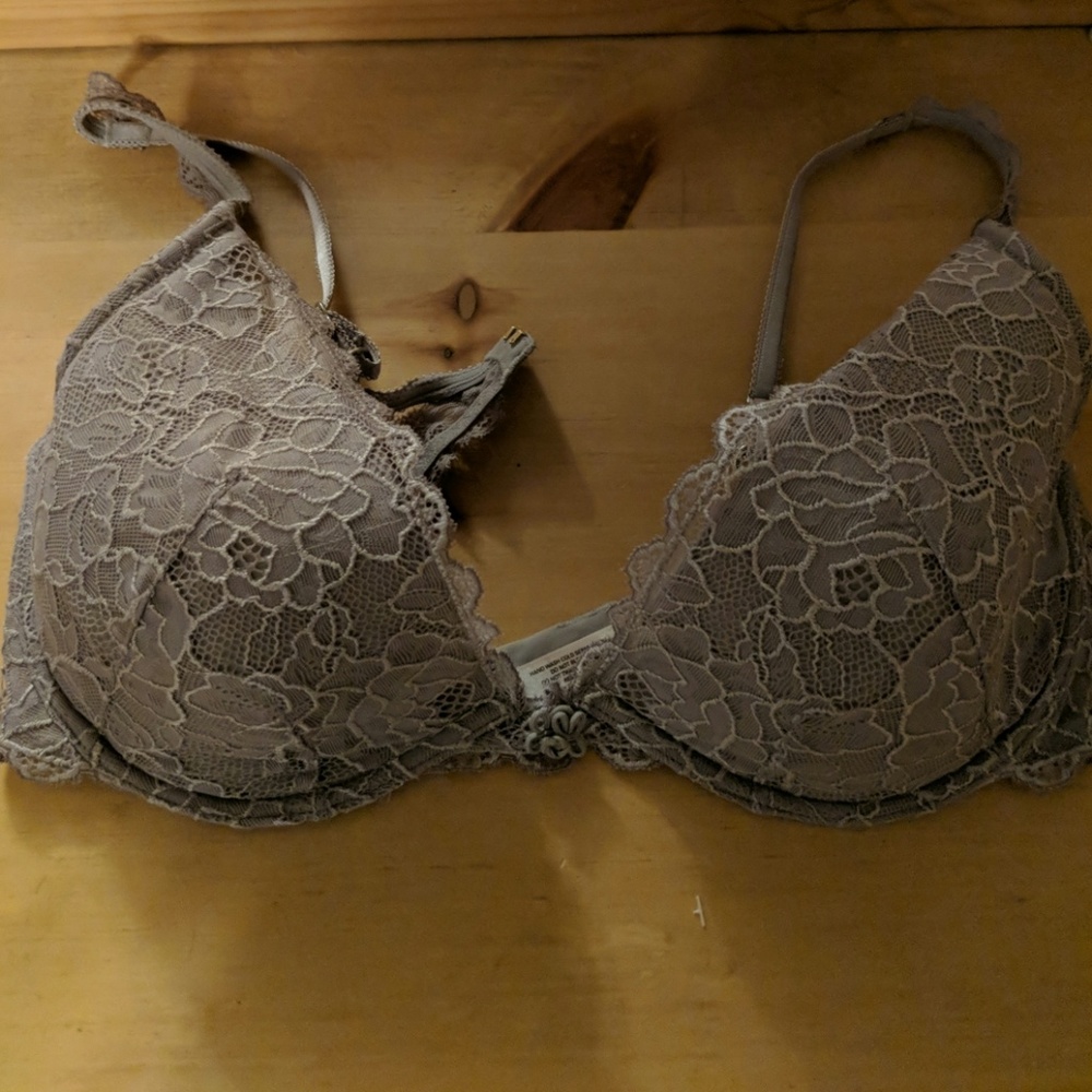 VS unlined lace bra